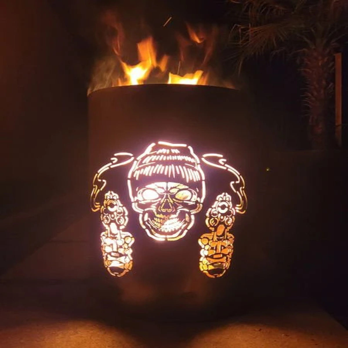Feuertonne "Skull & Guns"