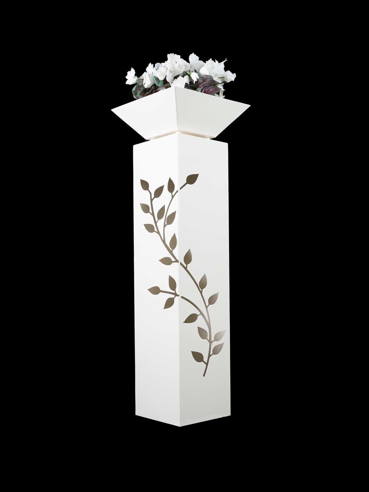 Weiße Motiv-Säule mit Ranken-Motiv pulverbeschichtet und Pflanzschale 115 cm